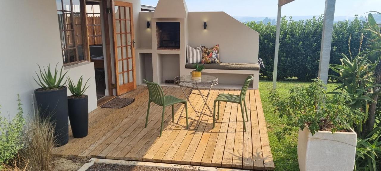 Upmarket Off Grid Cottage On Organic Farm In Secure Estate 霍维克 外观 照片